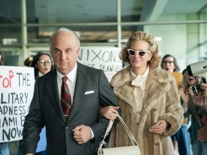 sean penn julia roberts gaslit